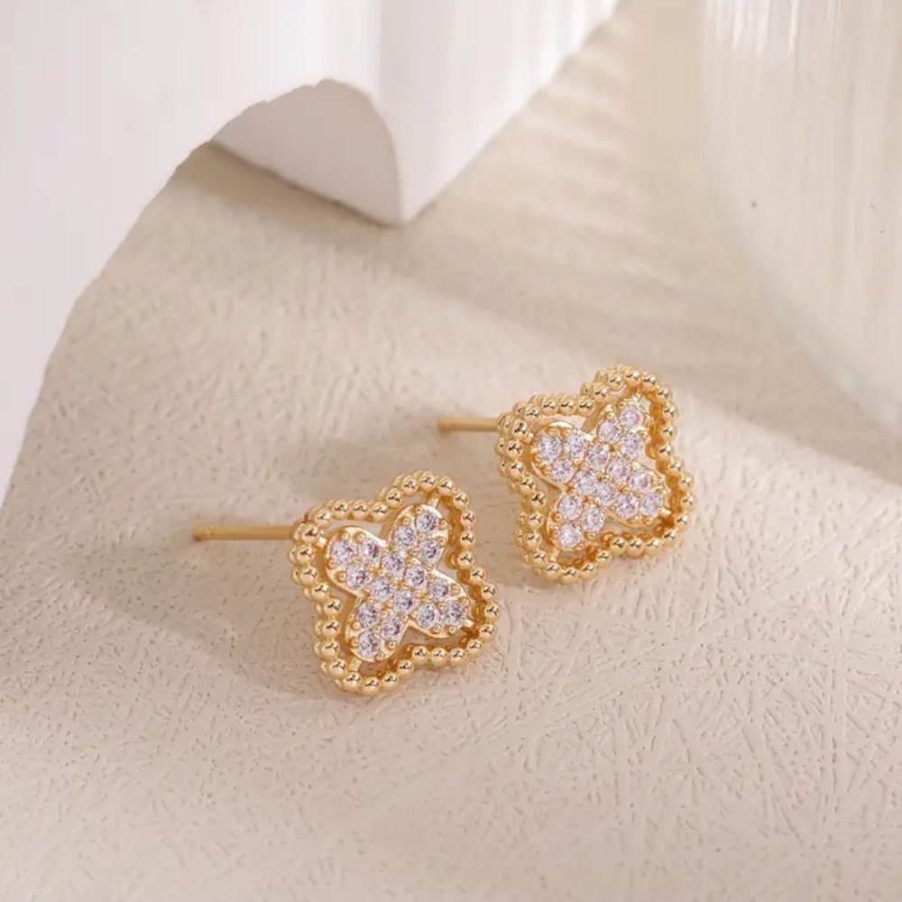 Lucky Clover CZ Stud Earrings – Alhambra Giftable Holiday Jewelry 🍀 - Picture 4 of 4